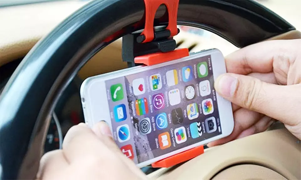 1 ou 2 supports universels de voiture pour smartphone, tablette et GPS - Primary Image