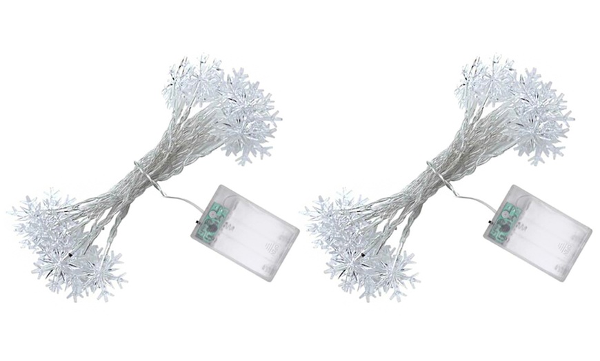 Image 11: Snowflake Fairy Lights