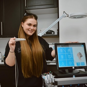 3 Sessions of Laser Hair-Removal | One Small Area  - Laser Bar and Spa