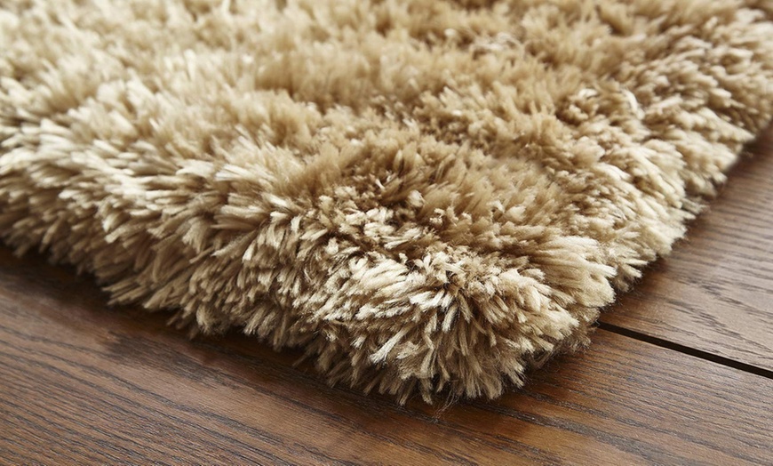 Image 4: Polar Plush Shaggy Area Rug