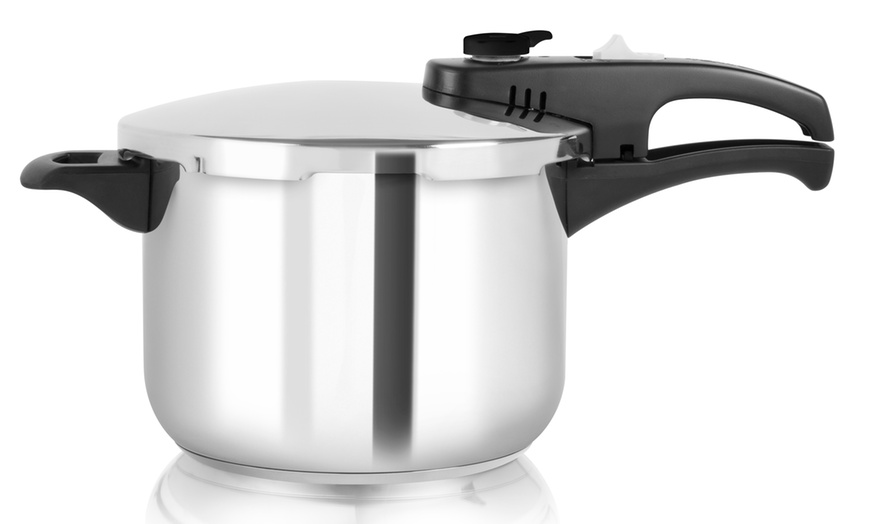 Image 5: Tower 6l Steel Pressure Cooker
