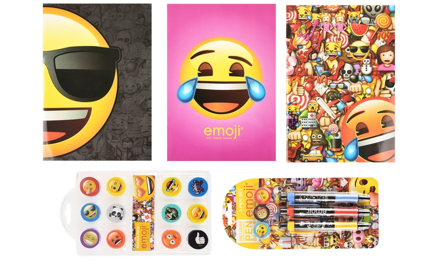 Image 3: Emoji-Themed Stationery Set