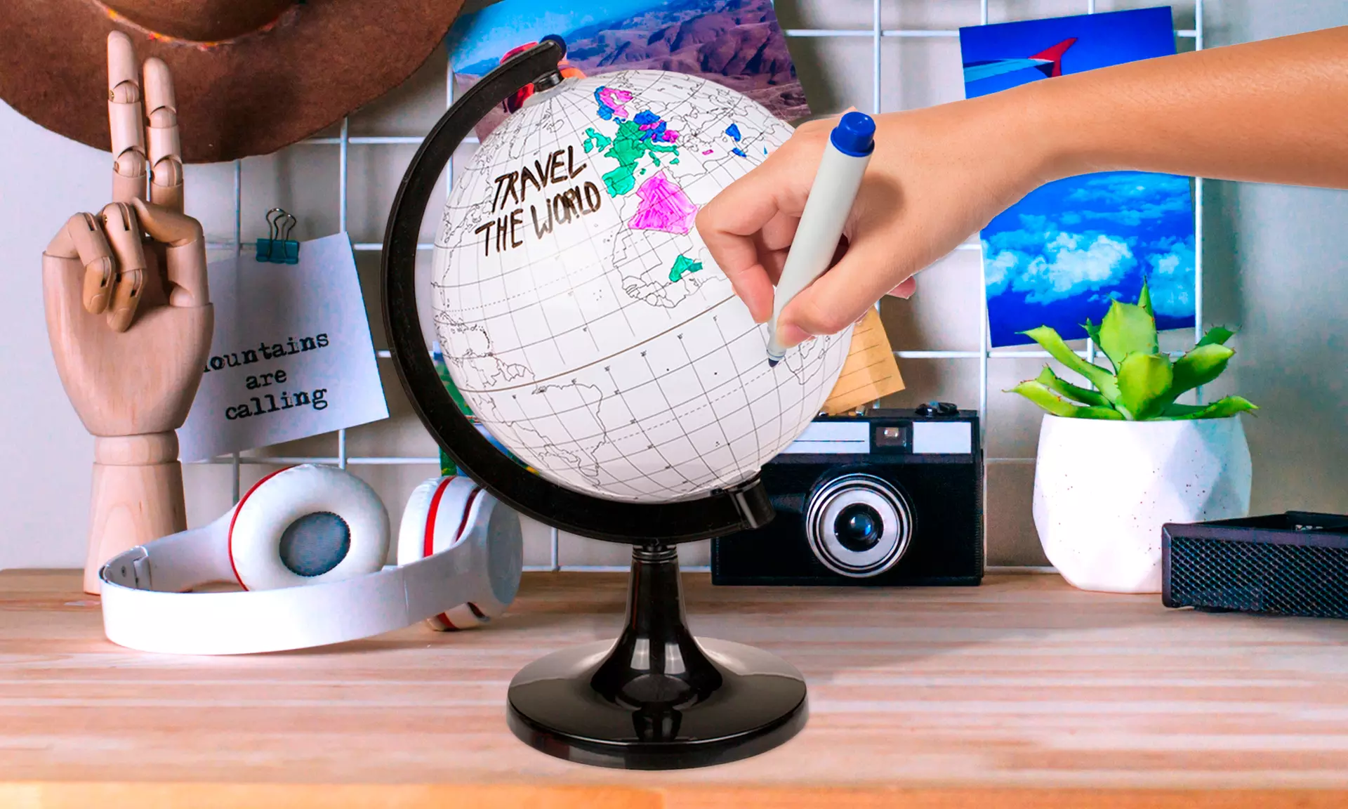 1 ou 2 globes terrestres à colorier pour enfant - Primary Image