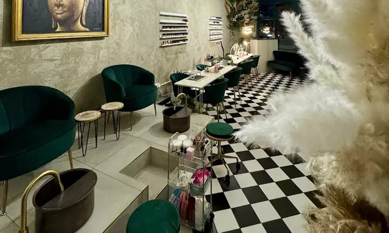 ❄️ Get Winter-Ready: Gel Shellac Mani-Pedi at La Vie Nails and Beauty