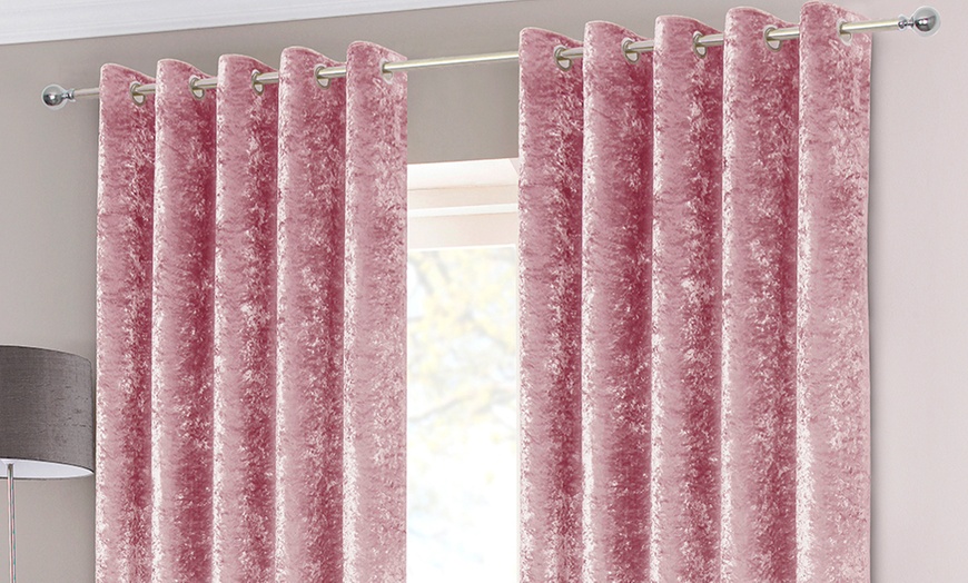 Image 5: Crushed Velvet-Lined Curtains