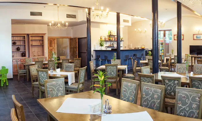 Niederschlesien: Doppelzimmer mit Halbpension auf dem Schloss