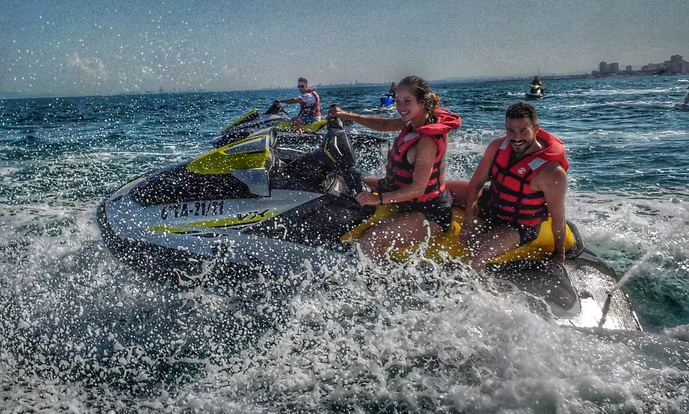 Alquiler de moto de agua para 1 o 2 con duración a elegir