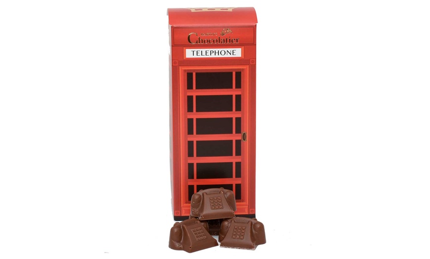 Image 2: 12 Telephone-Shaped Chocolates