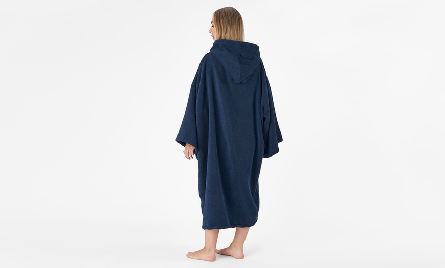 Image 21: Adult Oversized Poncho Towel