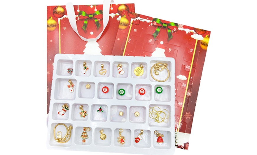 Image 4: 24 Days Christmas Advent Countdown Calendar 