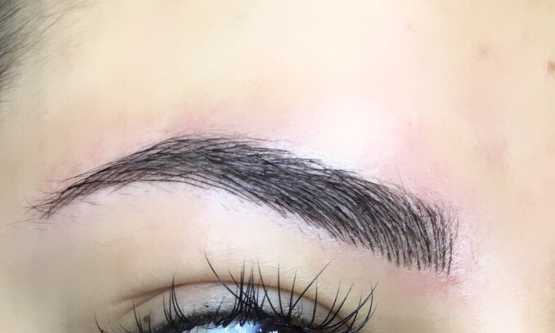 Permanent makeup for both eyebrows with 3D microblading
