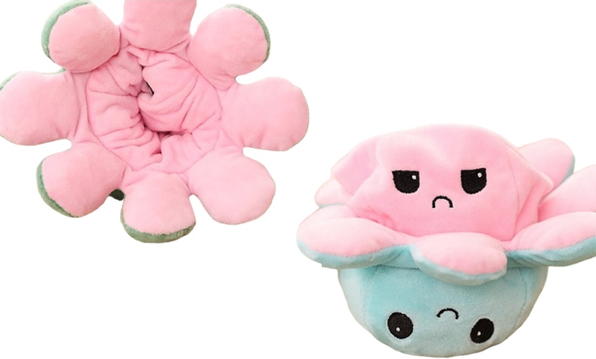 Image 15: Reversible Plush Octopus Toy