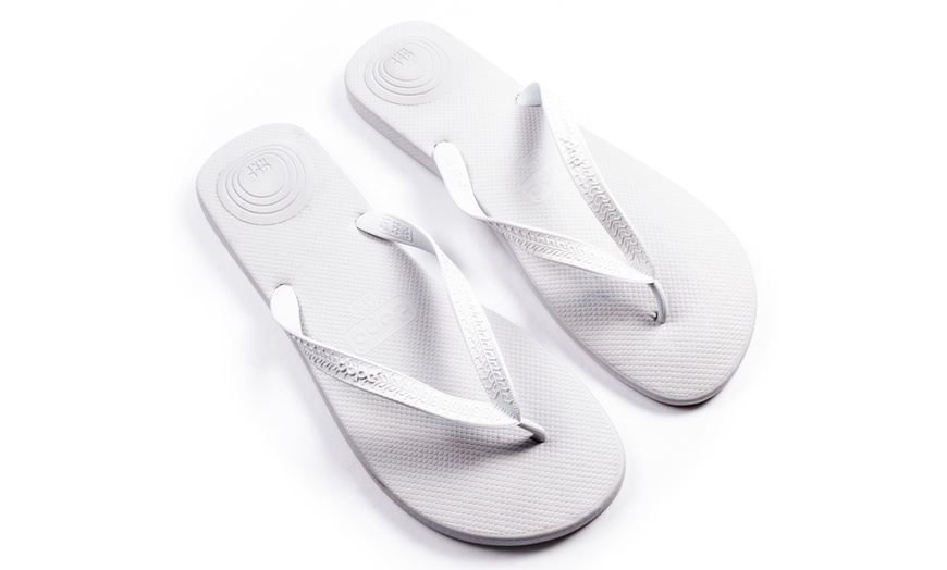 Image 6: Unisex Dupe Flip Flops