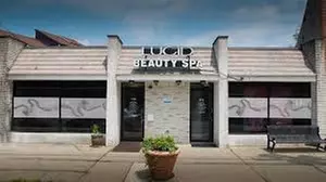 Enjoy a 60-Minute Facial