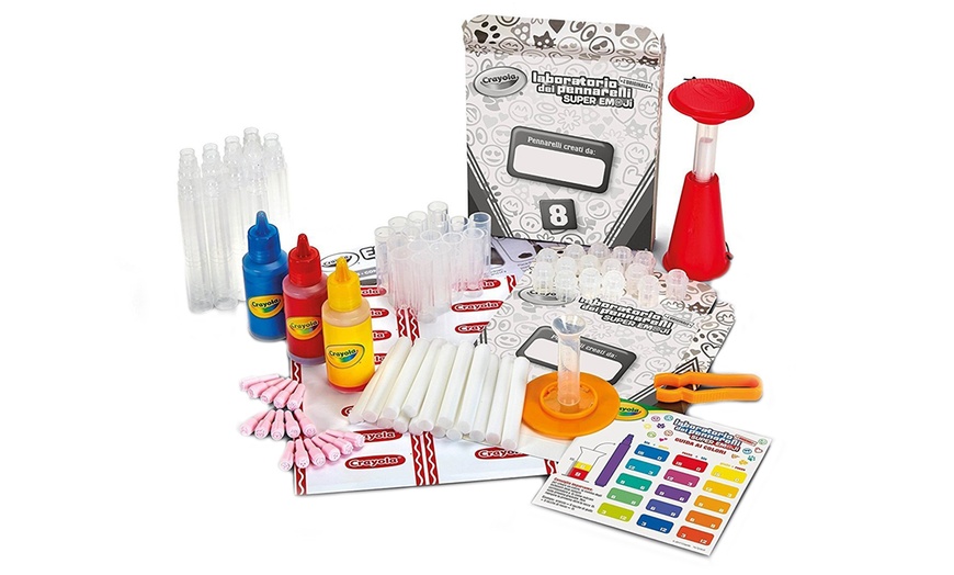 Image 2: Crayola Emoji Maker Kit