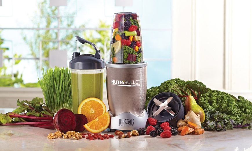 Image 3: Nutri Bullet and Magic Bullet set