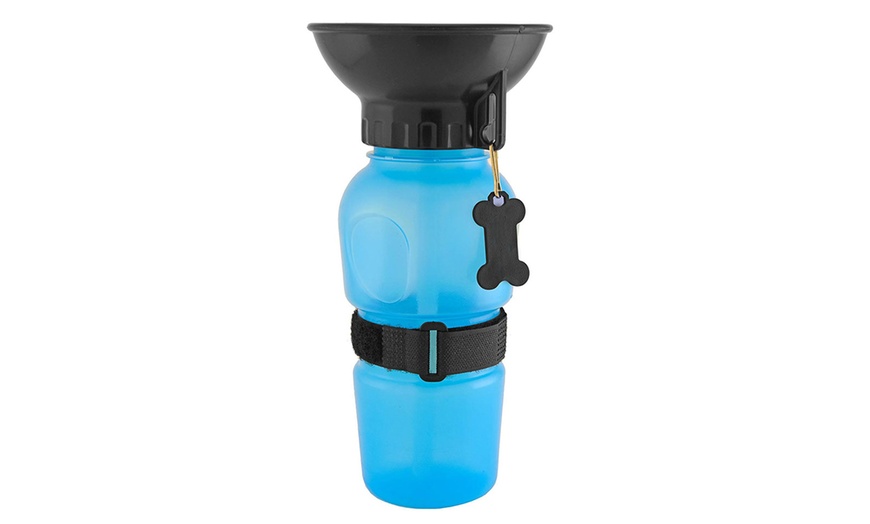 Image 3: 2-in-1 Pet Water Bottle and Bowl