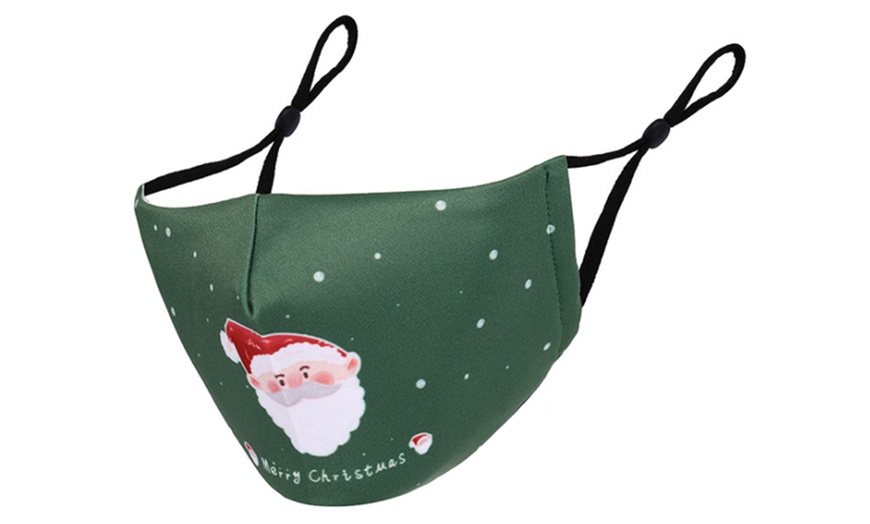 Image 12: Christmas-Themed Face Mask