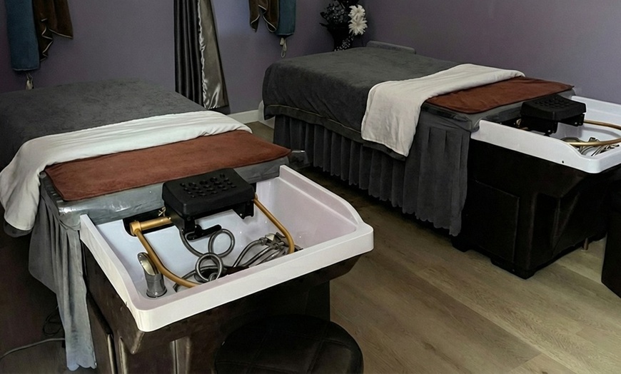 Image 5: 60-Minutes Solo or Couples Head Spa Treatments for Relaxation