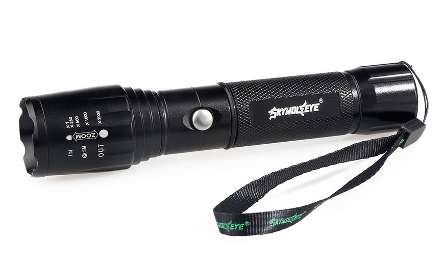 Image 4: Sky Wolf Eye Flashlight