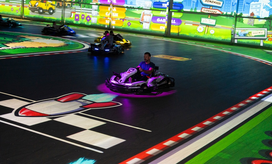 Image 5: $19, $100, $200 or $400 to Spend at BattleKart