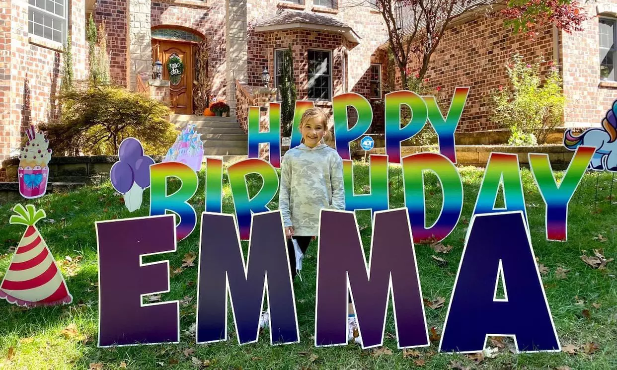 Birthday or Graduation Yard Sign Rentals with Signs to Celebrate (Up to 50% Off) - Primary Image