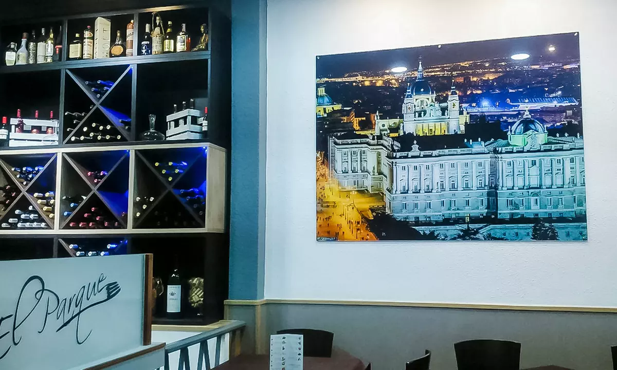 Cocina mediterránea para 2 o 4 en El Parque, en el barrio de Chamberí