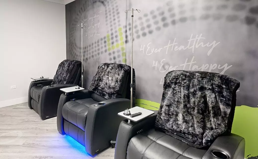 Facial - HydraFacial at 4Ever Young Naples