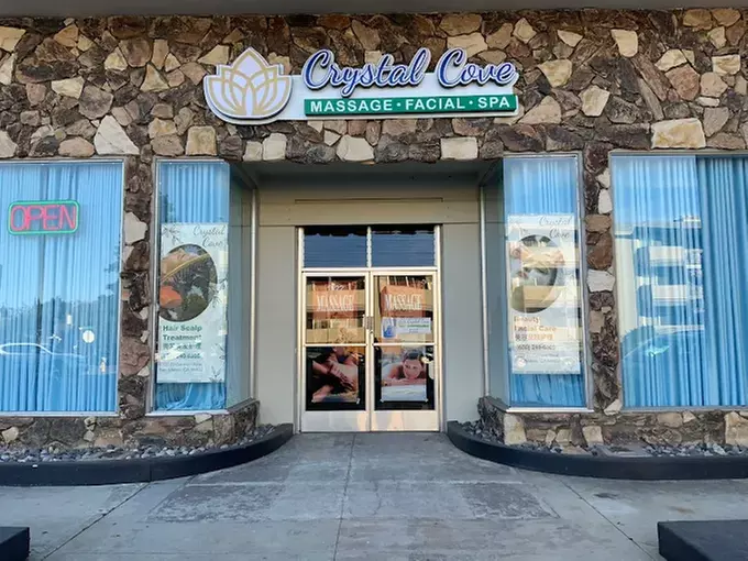 Up to 35% Off Single or Couples Swedish or Deep Tissue Massage with Massage Oil and Hot Stone at Crystal Cove