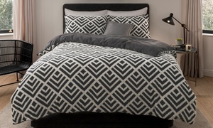 Pieridae Geo Jacquard Fleece Duvet Set