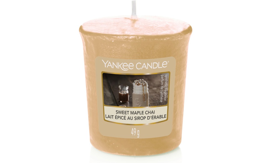 Image 9: Yankee Candle Votive Candles