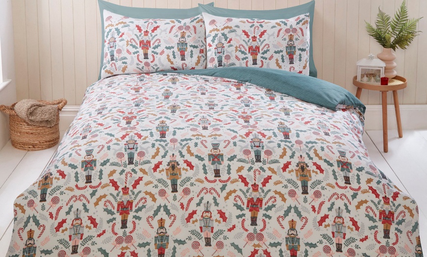 Image 7: Winter Wonderland Nutcracker and Autumn Forest Duvet Set