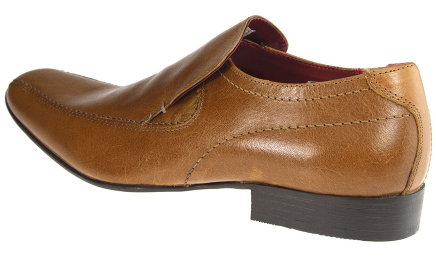 Image 14: Red Tape Men's Leather Shoes