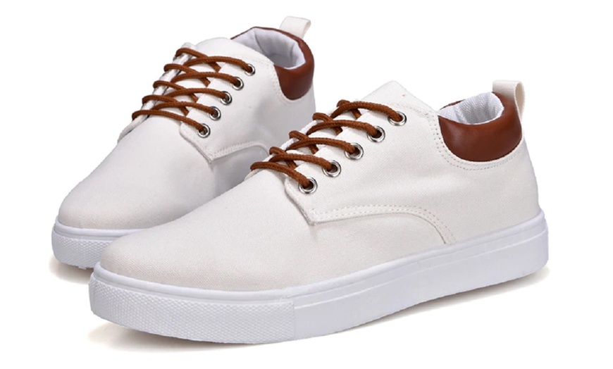 Image 14: Men's Casual Canvas Shoes