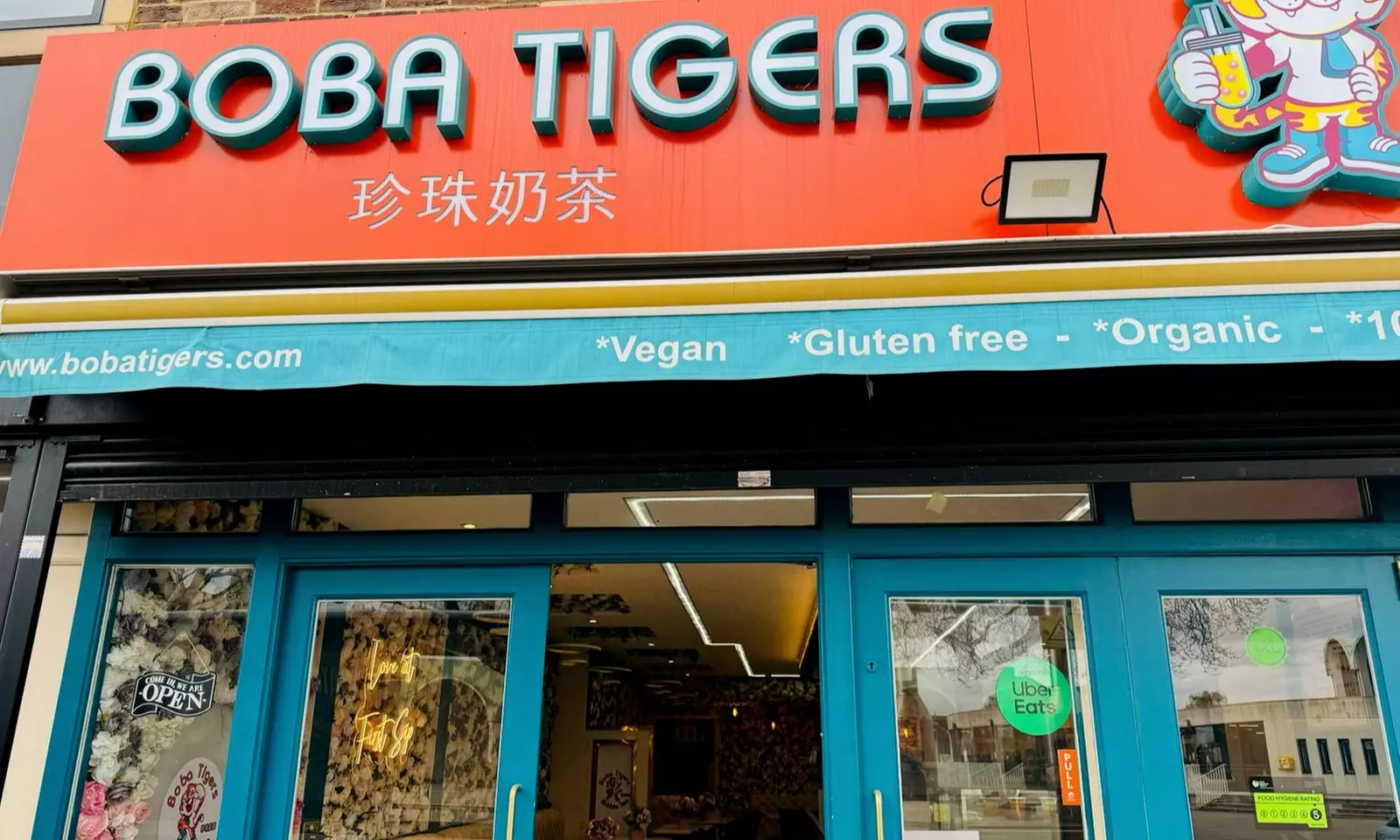 Fresh Sushi with traditional Bubble tea Await You at Boba Tigers