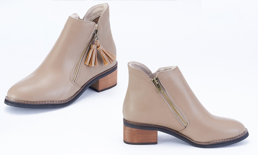 Image 3: Women's Zip Chelsea Boots