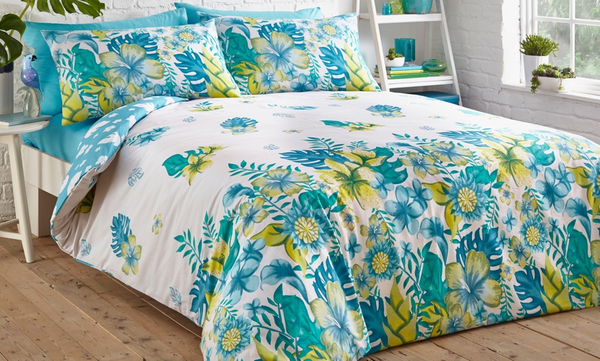 Image 15: Reduced to Clear Duvet Cover Set
