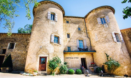 Bourgogne : 1 nuit avec petit-déjeuner, dîner et verre de vin au Château D'Igé 4* pour 2 personnes