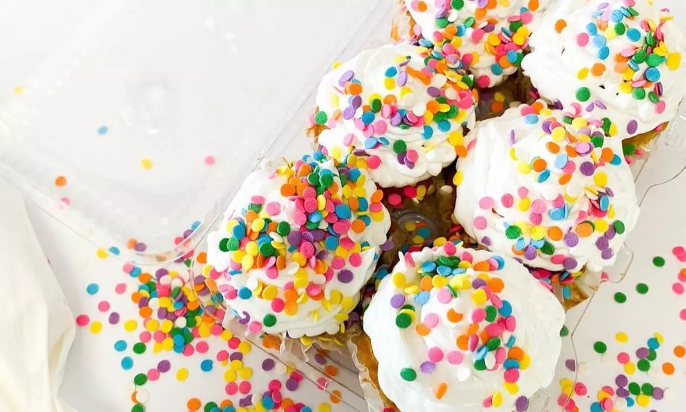 Enjoy Cake Pops, Cupcakes, Cookies & More Delicious Treats