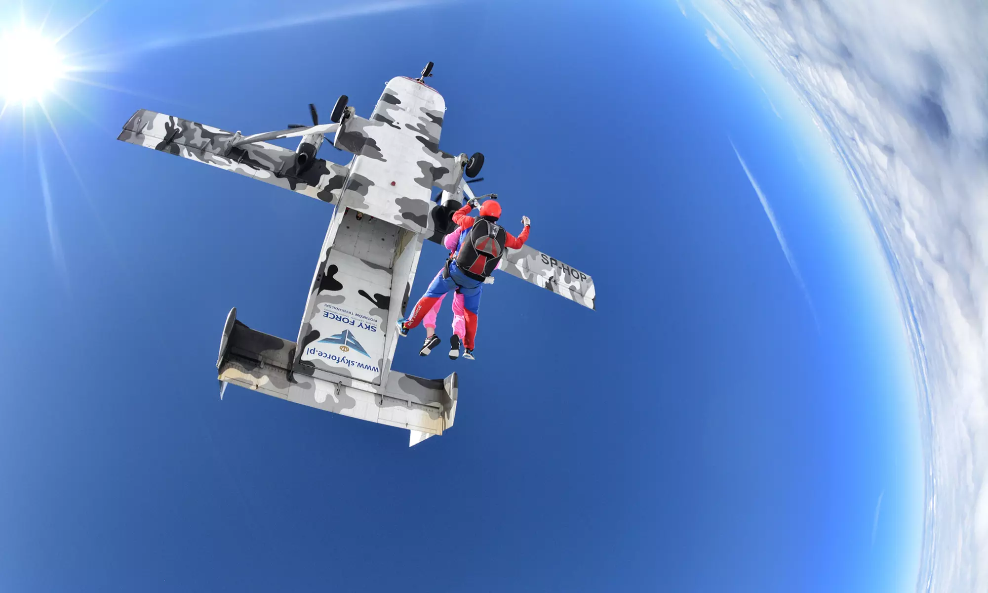 Jedyny taki w Polsce: lot widokowy i skok z kultowego SkyVana