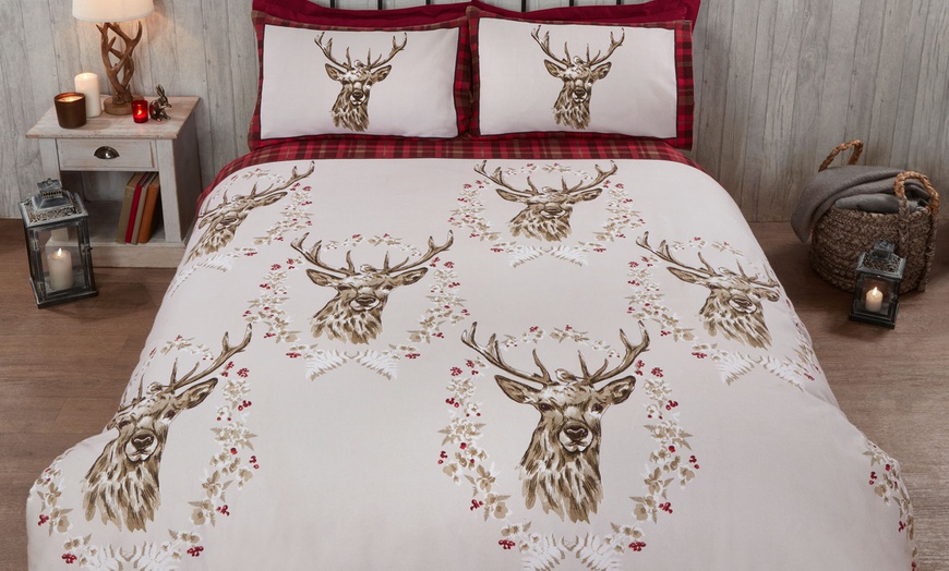 Image 9: Angus Stag Brushed Cotton Duvet Set
