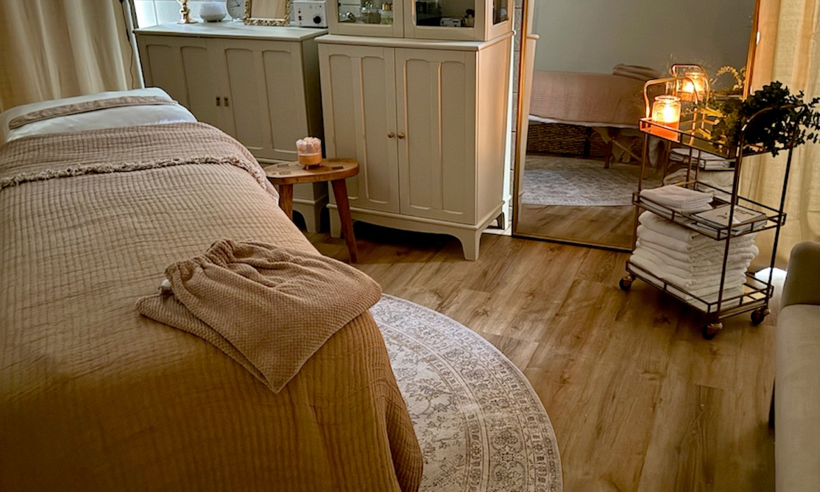 Up to 48% Off on Ultherapy / Ultrasonic Facial at The Cosmetic Collective - Primary Image