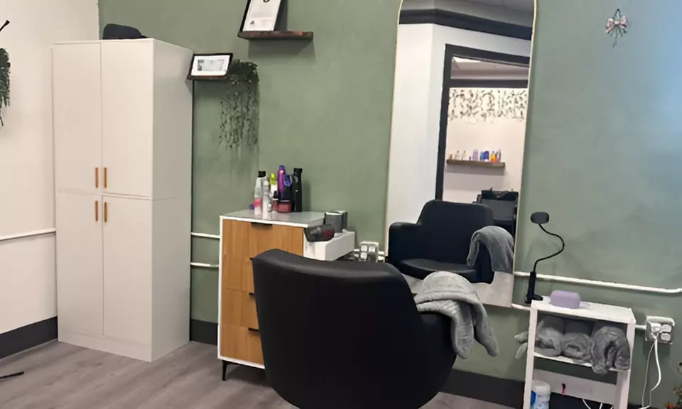 Cut, Shampoo, Conditioning with Partial Highlight or Lowlight & More