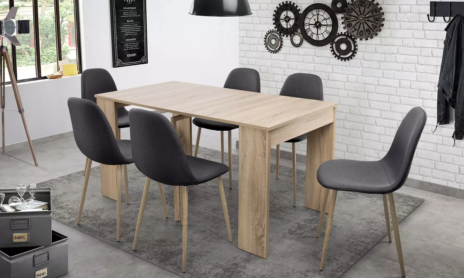 Lot de 4 chaises scandinaves en tissu et pieds en bois - Primary Image