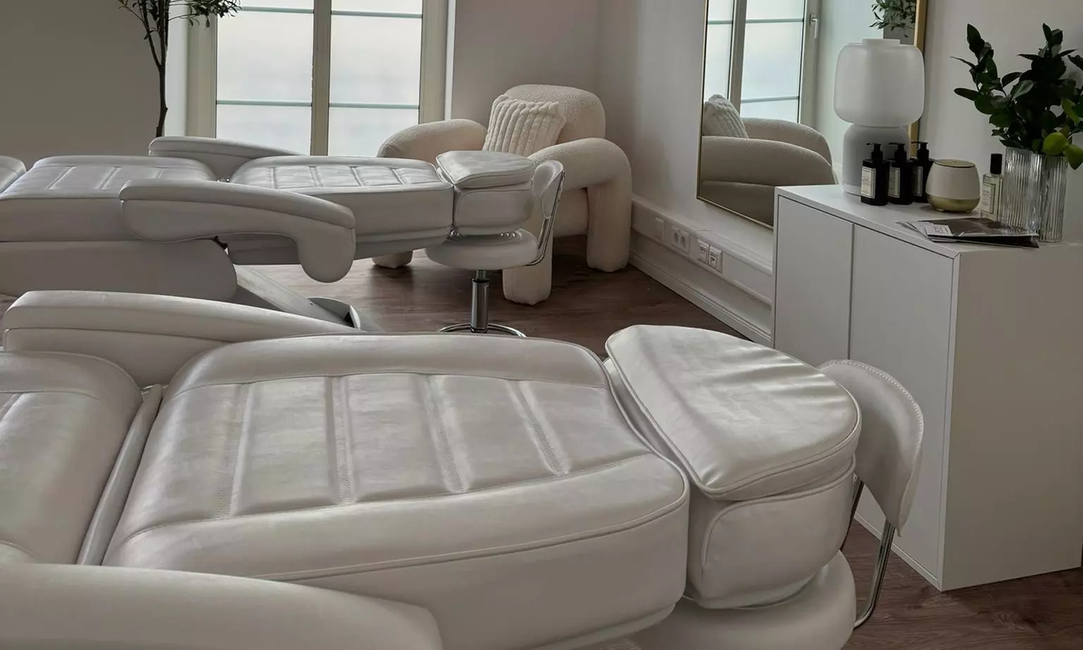 Wimpern-Lifting und / oder Augenbrauen-Lifting mit Färben für 1 Person