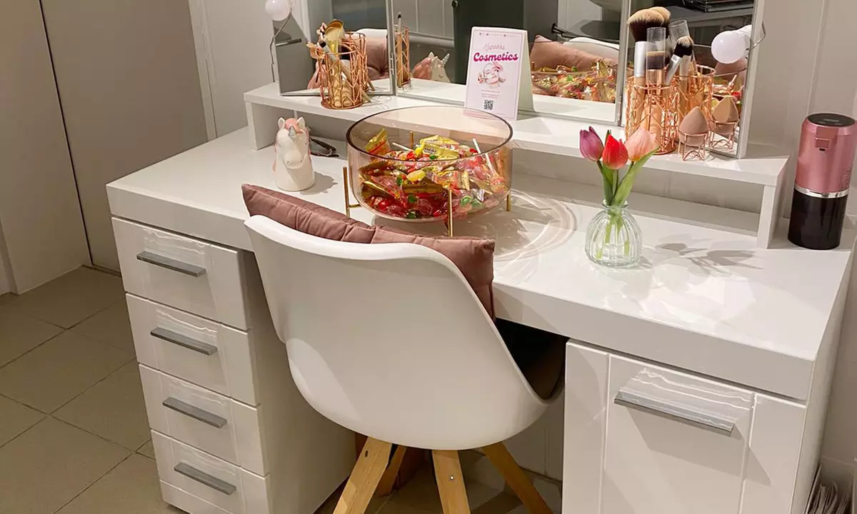 Microneedling / Ultraschall- / Wellness-Gesichtsbehandlung für 1 Pers.