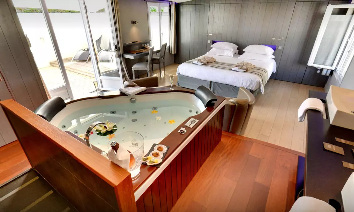 Ile-de-Ré : 1 à 3 nuits, pdj, cocktail, massage, vélo et spa en option