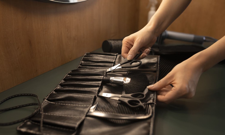 Image 7: Alisado de keratina y corte para melenas cortas o largas