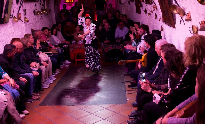 Image 2: ¡Descubre el auténtico flamenco en Granada!