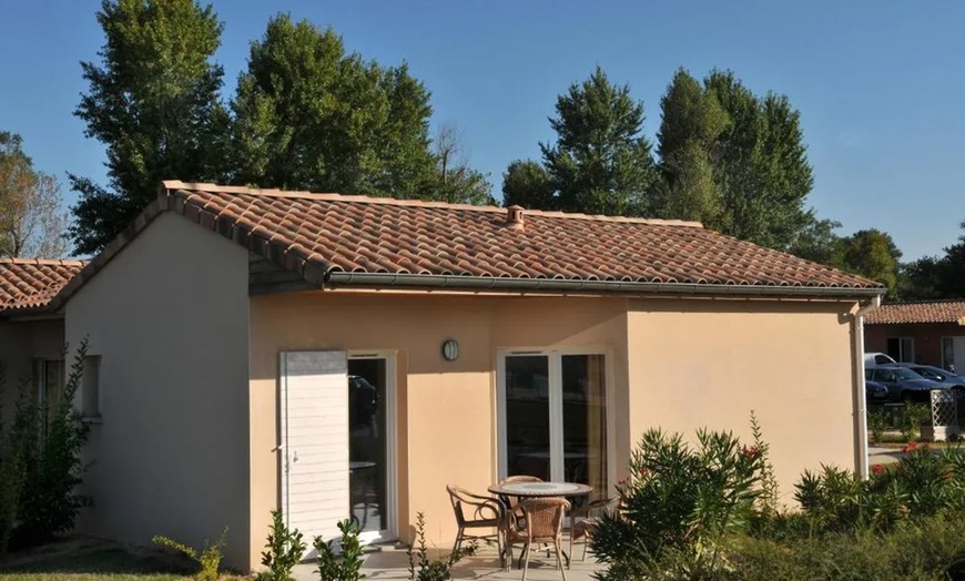 Image 14: Drôme : studio ou appartement avec piscine et sauna, pdj en option